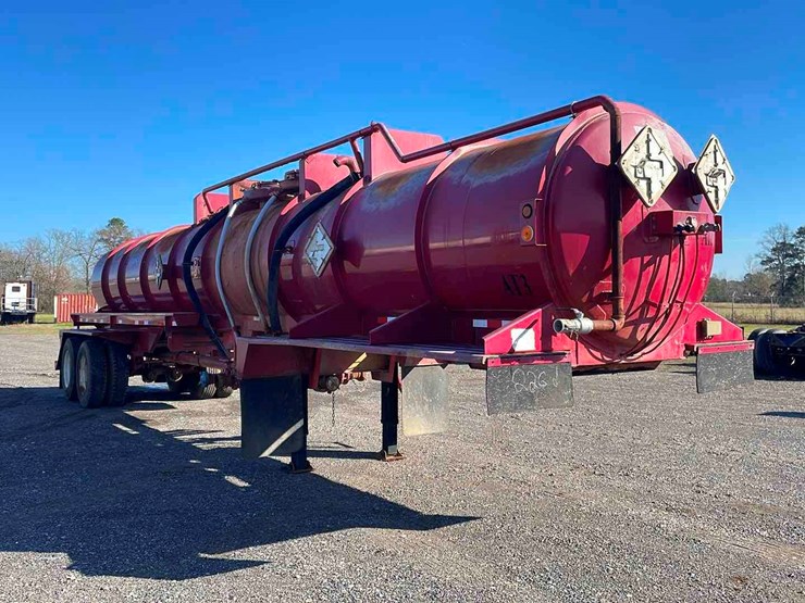 2007-overland-tank-trailer-image-3