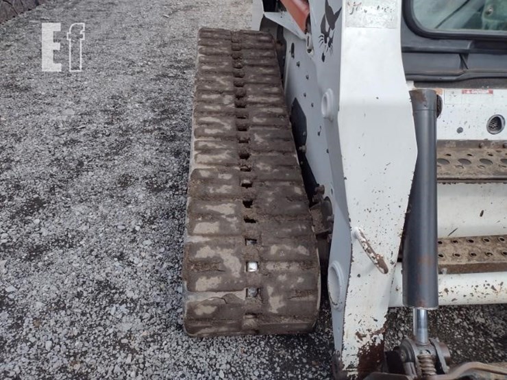 2007-bobcat-t300-image-35
