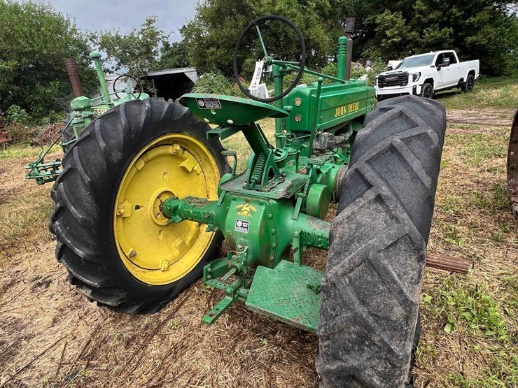 john-deere-b-image-12