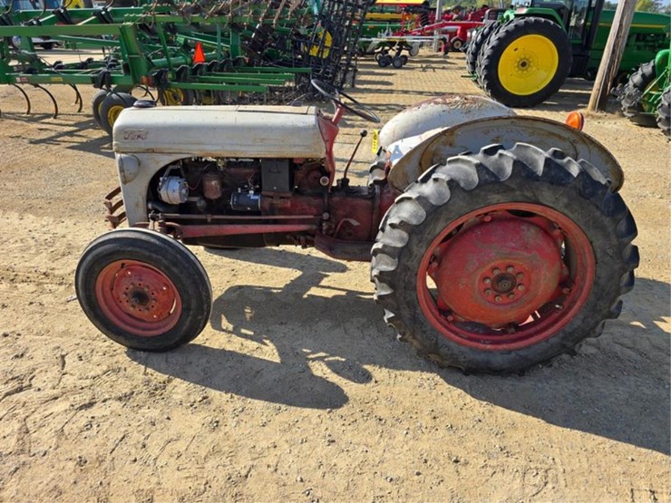 ford-8n-image-2