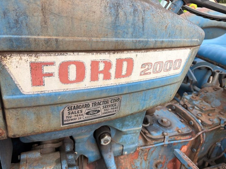 ford-2000-image-15