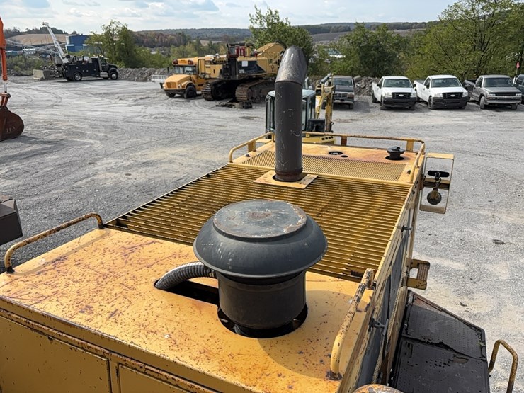 caterpillar-988b-image-19