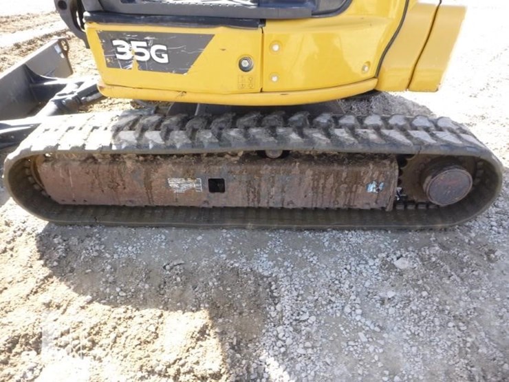 2022-deere-35g-image-27