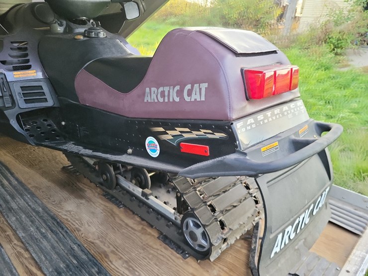 sled-shed-single-axle-snowmobile-trailer-w/2-arctic-cat-440-snowmobiles*updated-information-9/22/25-@-8:30a*-image-55