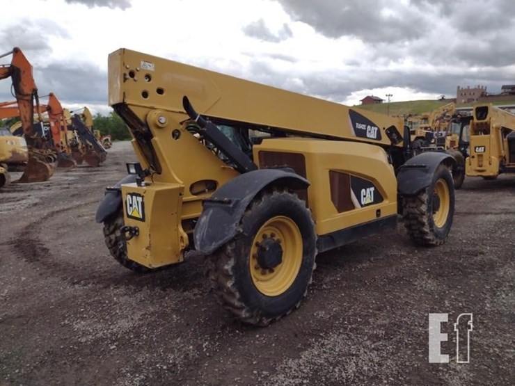 2013-caterpillar-tl642c-image-30