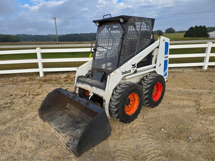 bobcat-743b-image-1