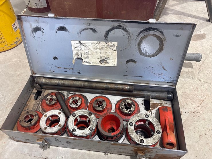 ridgid-700-pipe-threader-image-5