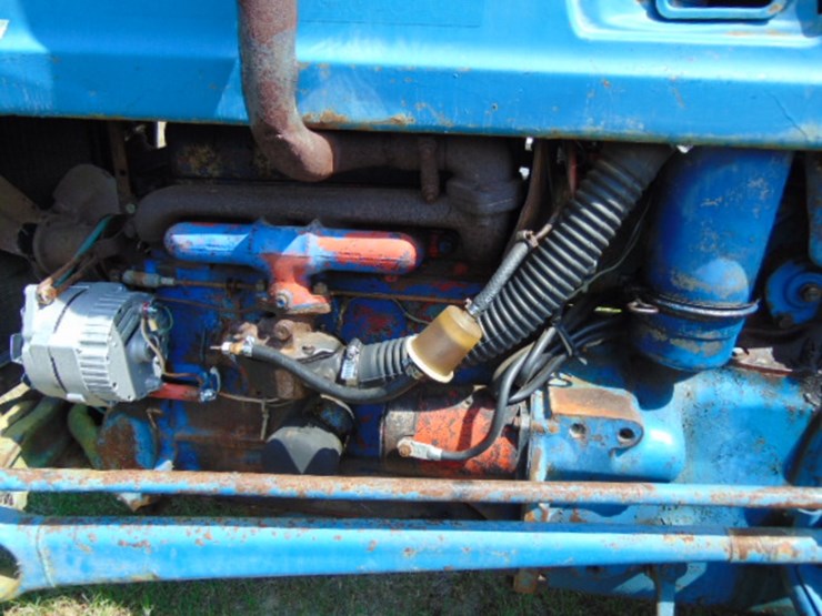 ford-2000-image-5