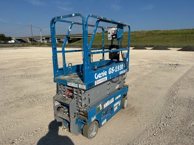 2018-genie-gs1930-image-1