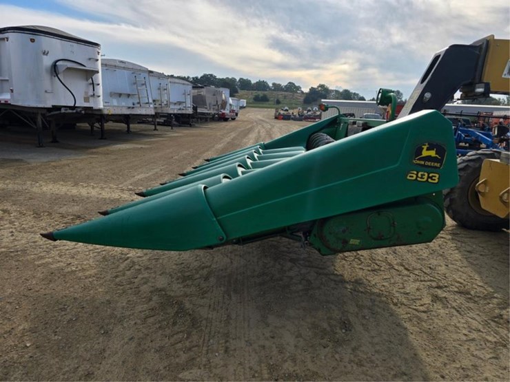 john-deere-693-image-2