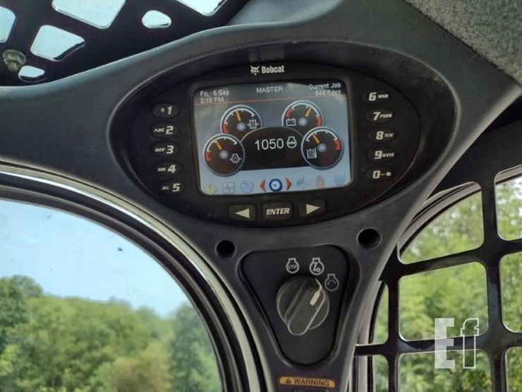 2016-bobcat-t770-image-8