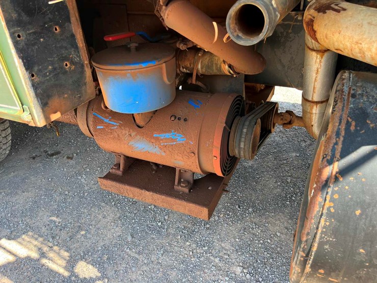 1994-mack-rd688s-image-10