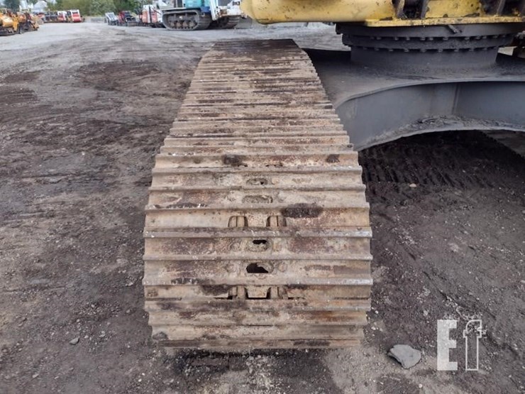 komatsu-pc220-lc-8-image-26