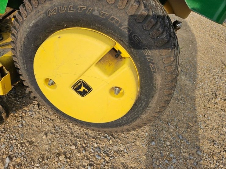 john-deere-325-image-23