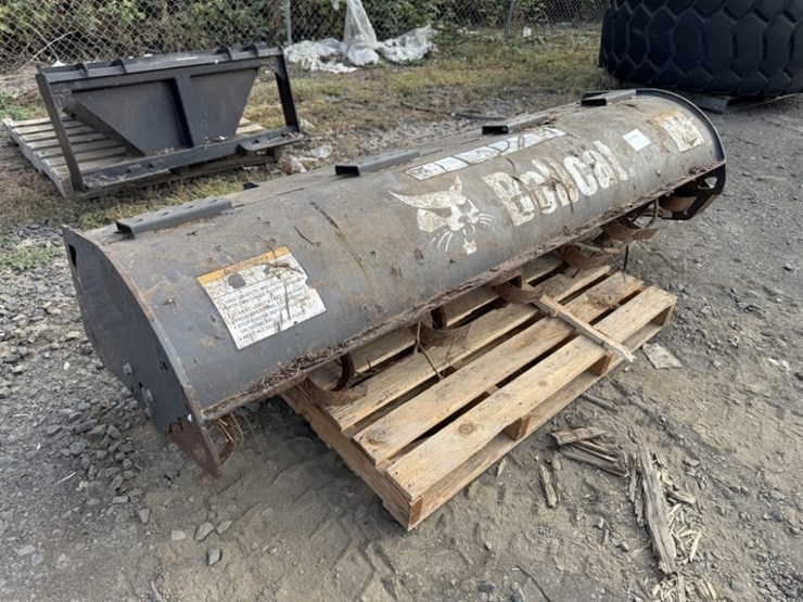 bobcat-76-image-2