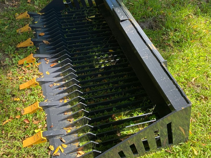 rock-bucket-image-3