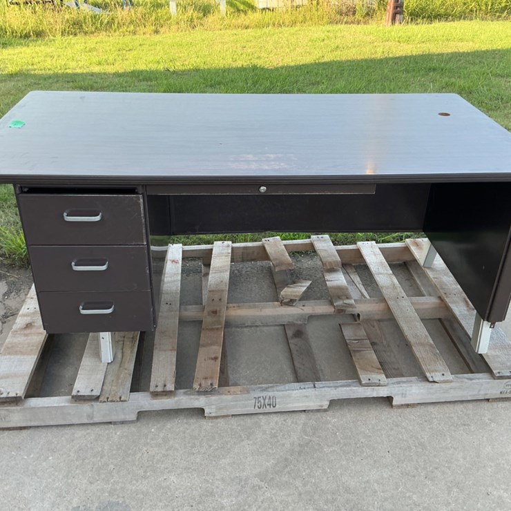 DESK