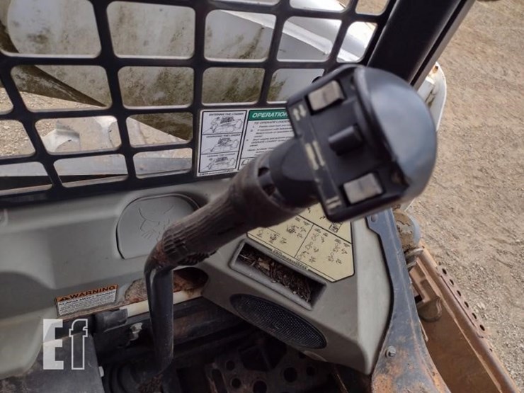 2012-bobcat-s650-image-10