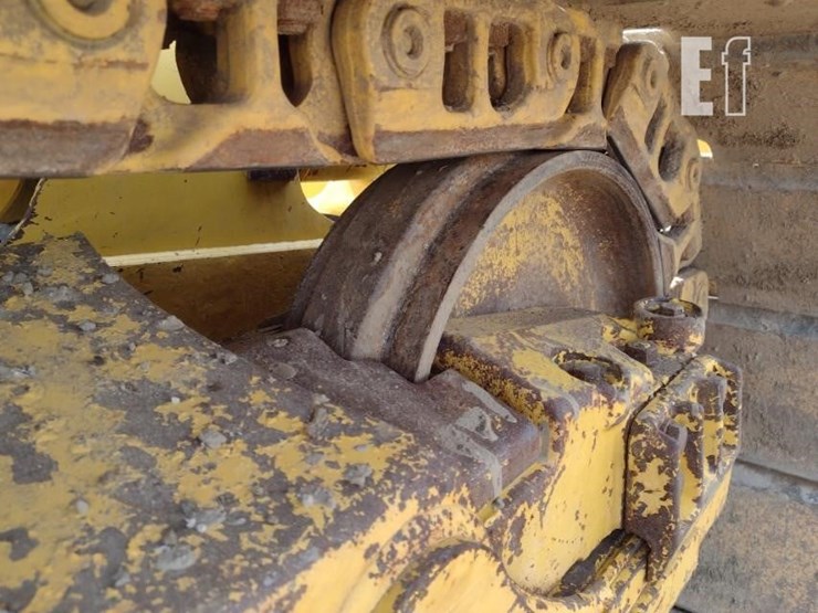 2017-komatsu-d39px-24-image-37