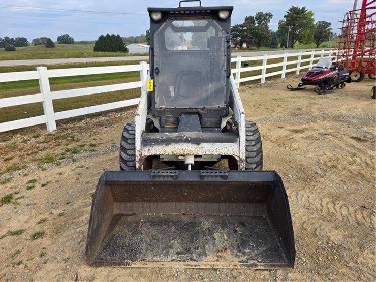 bobcat-743b-image-14