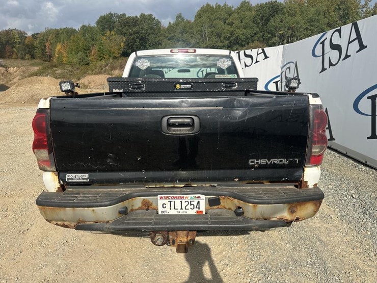 2006-chevrolet-2500-image-4