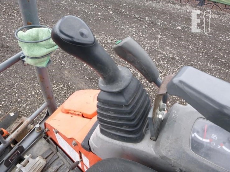 2016-kubota-u17-image-8