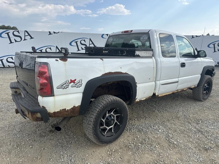 2006-chevrolet-2500-image-5