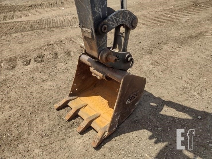 2017-deere-60g-image-19