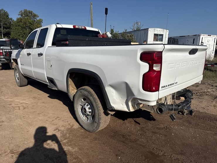 2019-chevrolet-2500-image-3