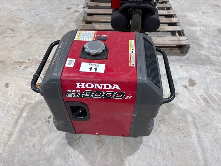 honda-eu3000is-generator-image-2