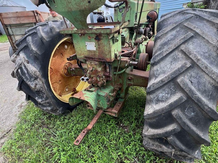 john-deere-60-image-15