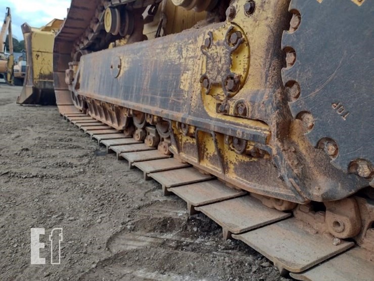 2015-komatsu-d61ex-23-image-27