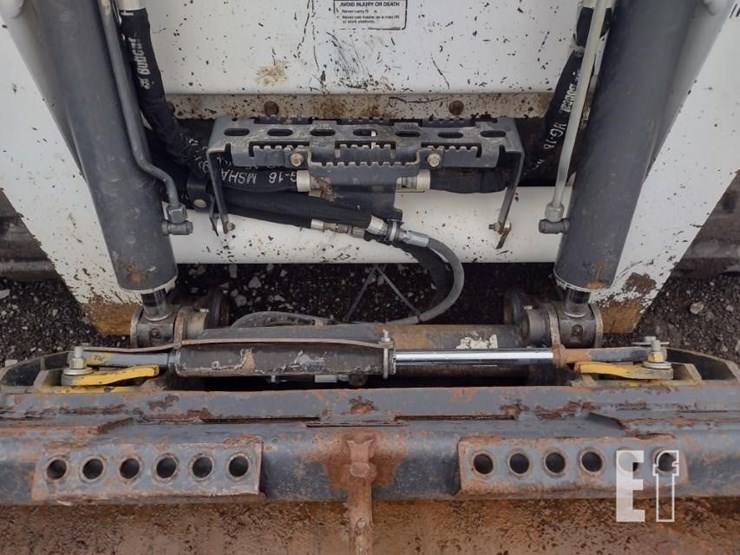 2019-bobcat-t770-image-16