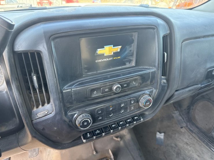 2019-chevrolet-2500-image-27