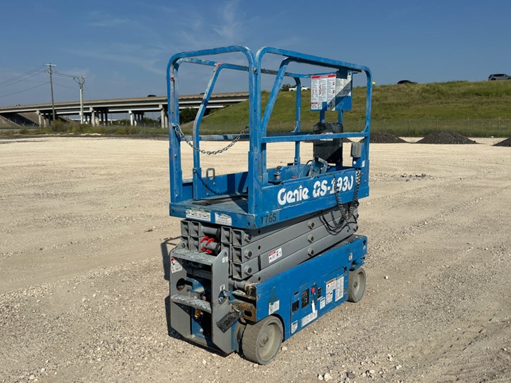 2019-genie-gs1930-image-1