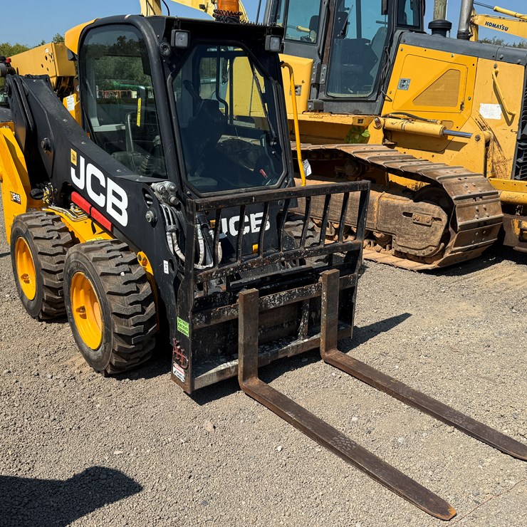 JCB 215
