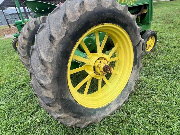 1-john-deere-g-image-17