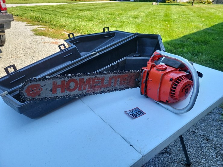homelite-xl12-gas-chain-saw-w/case---tag-#1043-image-4