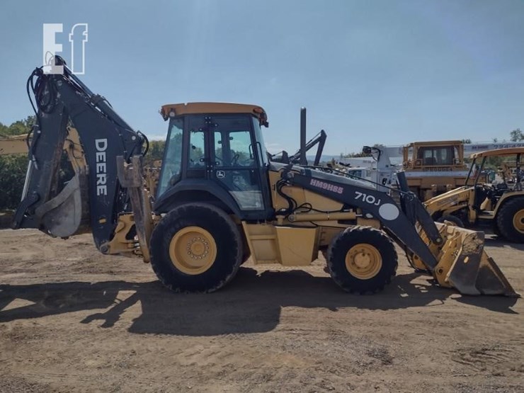 2010-deere-710j-image-3