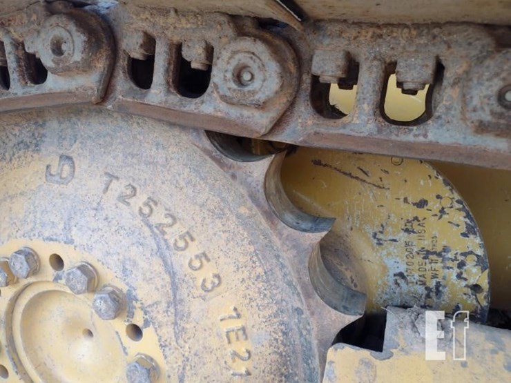 deere-650k-xlt-image-32