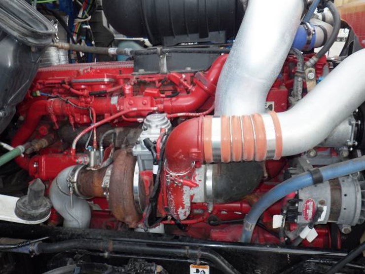 2014-kenworth-t660-image-16