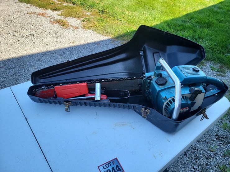 homelite-super-xl-automatic-gas-chain-saw-w/case---tag-#1044-image-11
