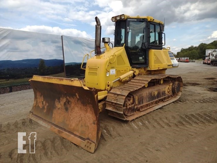 2015-komatsu-d61ex-23-image-47