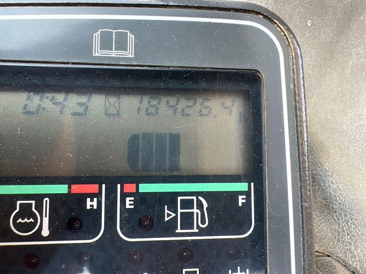 komatsu-pc400-lc-6-image-24