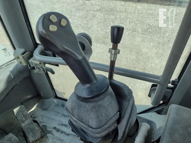 2012-takeuchi-tw65-image-9