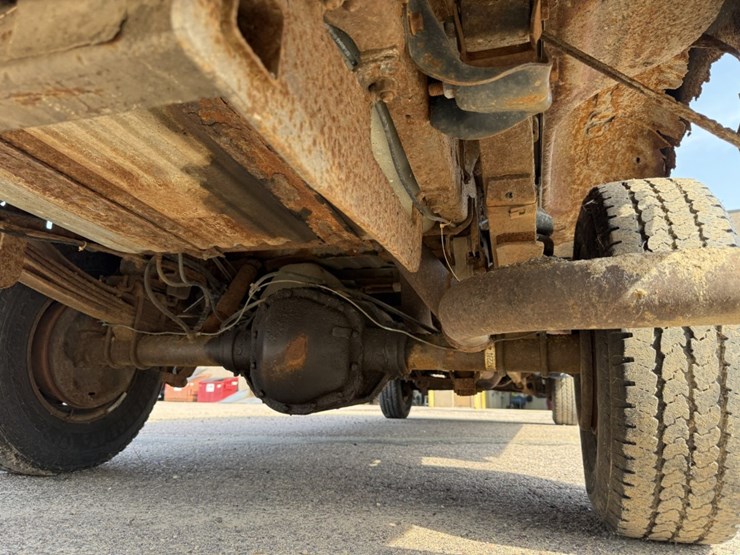 1996-ford-f350-xl-image-47