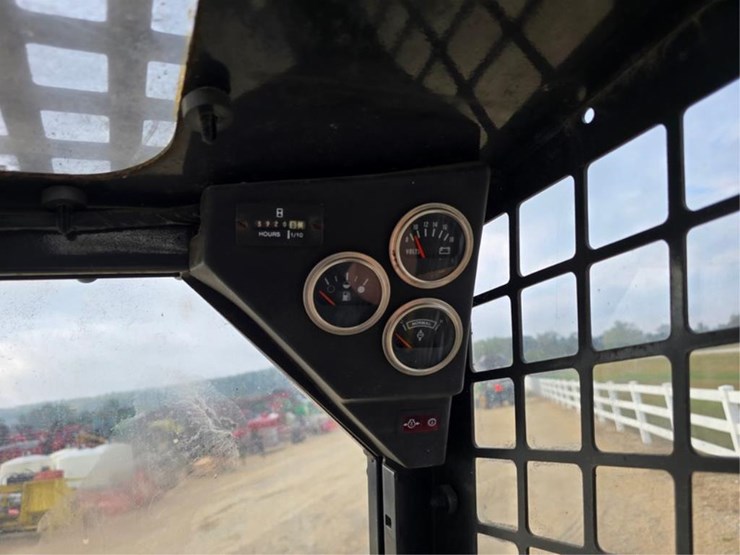 bobcat-743b-image-23