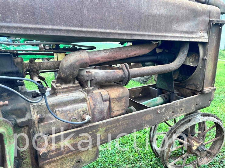 john-deere-b-image-12