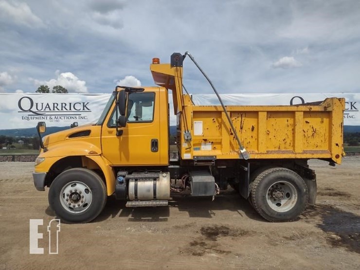 2018-international-durastar-4300-image-1