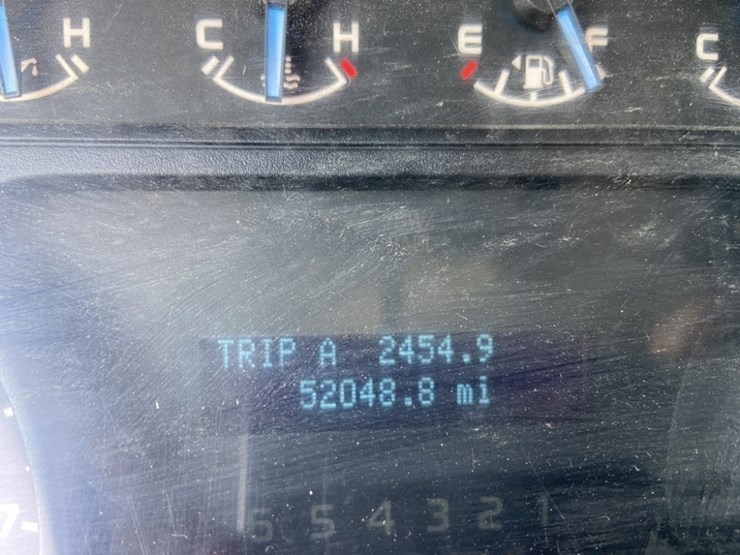 2011-ford-f150-xl-image-22